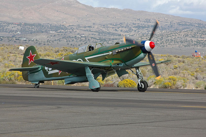 Soubor:Yak 9 1.jpg