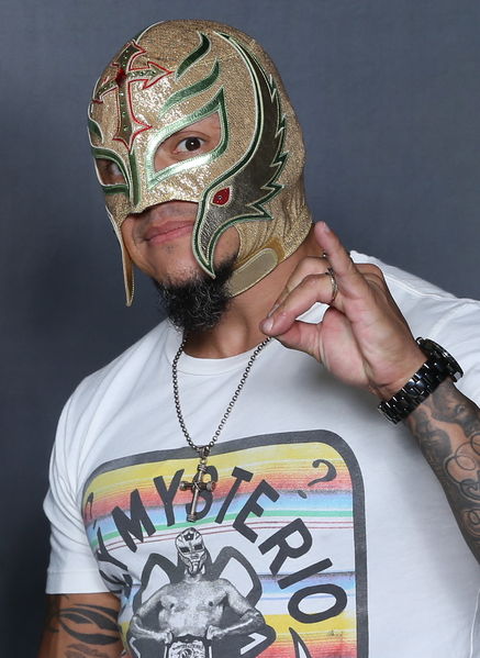 Soubor:Rey Mysterio (42105461220).jpg