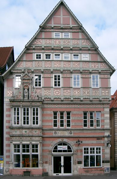 Soubor:Hameln Dempterhaus Fassade1-.JPG