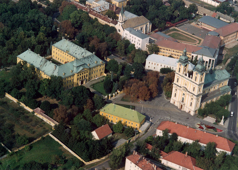 Soubor:Kalocsa - Archiepiscopal palace.jpg