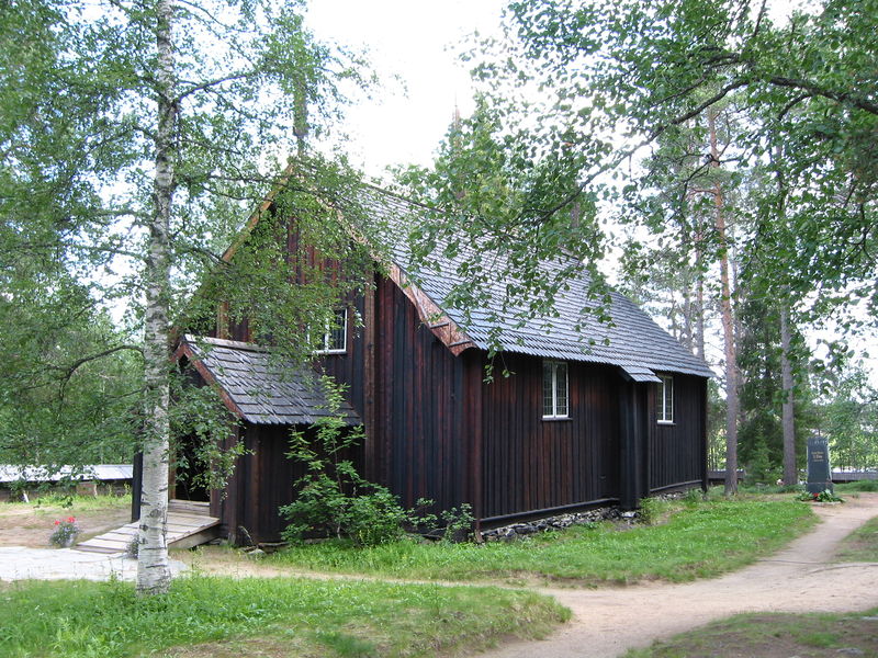 Soubor:Sodankylä old church.jpg