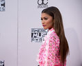 2015 American Music Awards-Zendaya-01.jpg