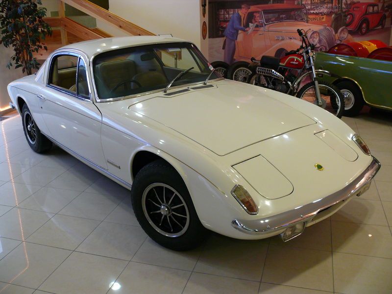 Soubor:Lotus Elan 2+2.JPG