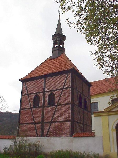 Soubor:Half-timbered belltower.JPG