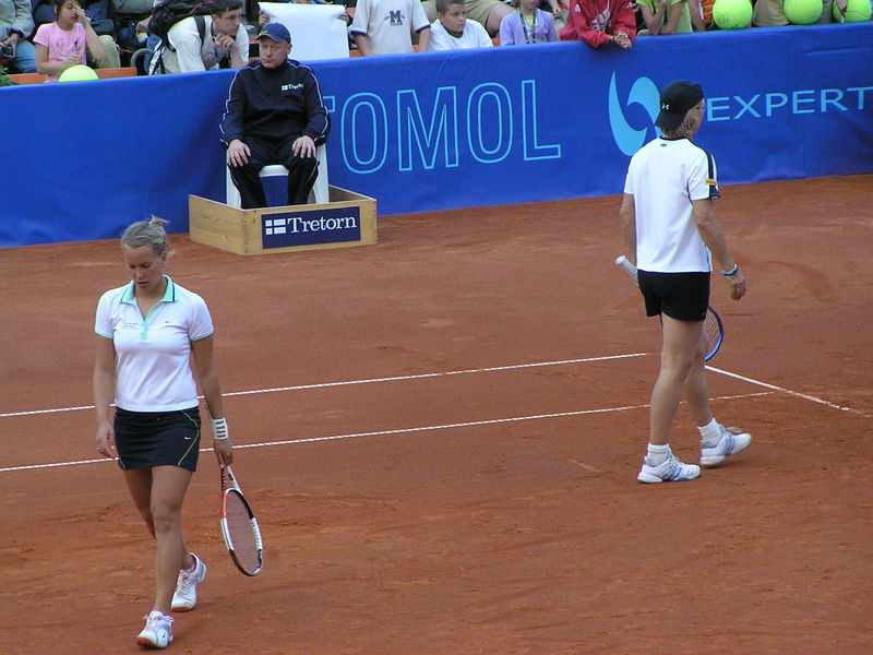 Soubor:MNavratilova-BStrycova-ECM-2006-70.jpg