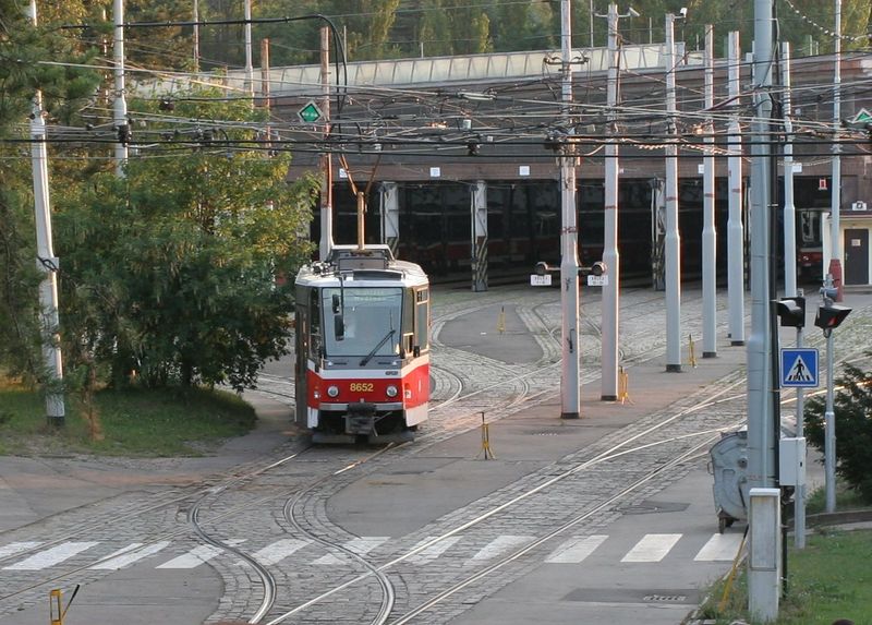 Soubor:Praha Vozovna Motol.jpg