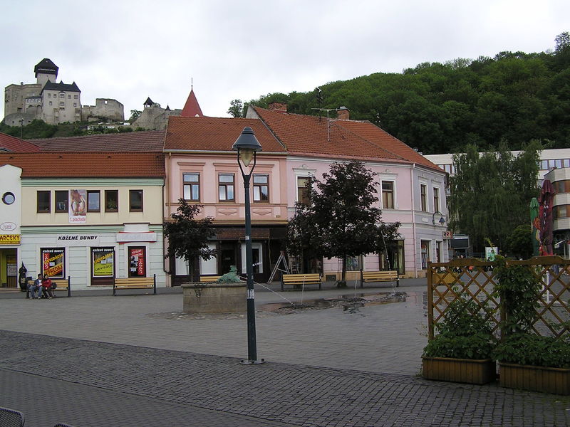 Soubor:TRENCIN2007-011.jpg