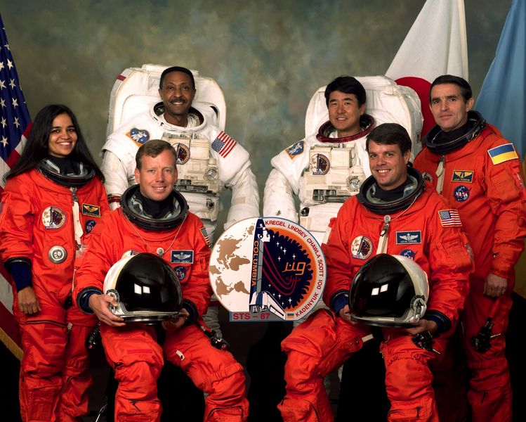 Soubor:STS-87 crew 1.jpg