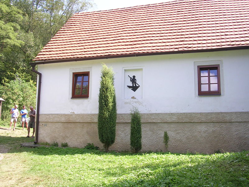 Soubor:Branov-Luh, převoznický domek.jpg