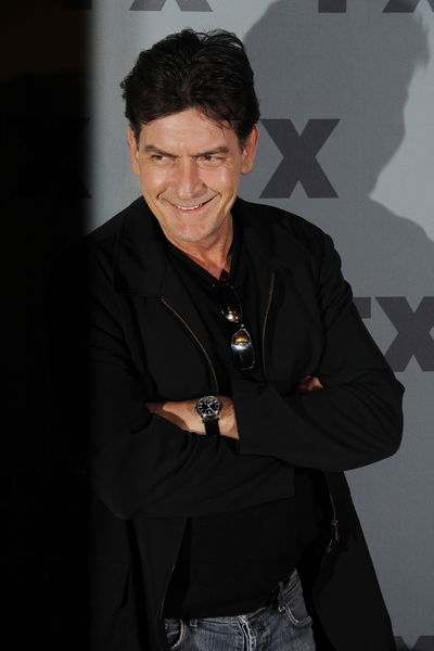 Soubor:Charlie Sheen 2012 Flickr.jpg