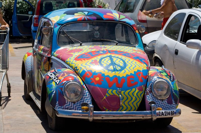 Soubor:Hippie bug! (1043753793).jpg