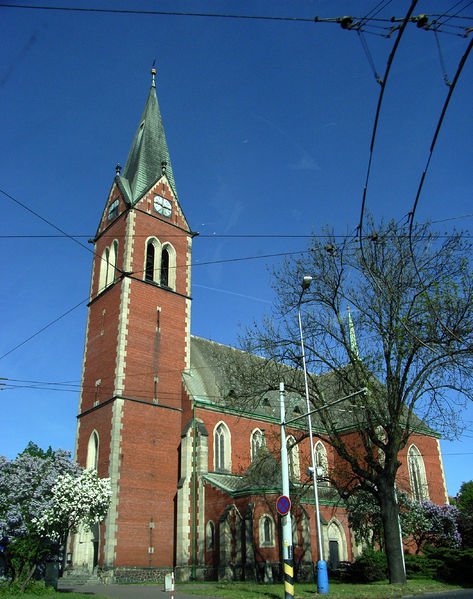 Soubor:Kirche (Teplice).JPG