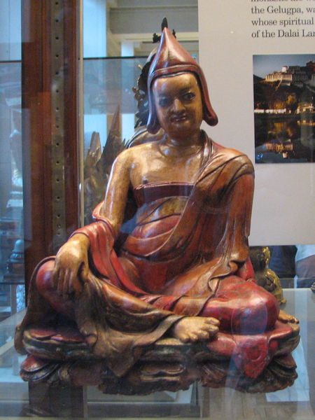 Soubor:Seated.Lama-01-British.Museum.jpg