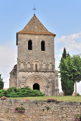 Carsac-de-Gurson-2009-08-06.jpg