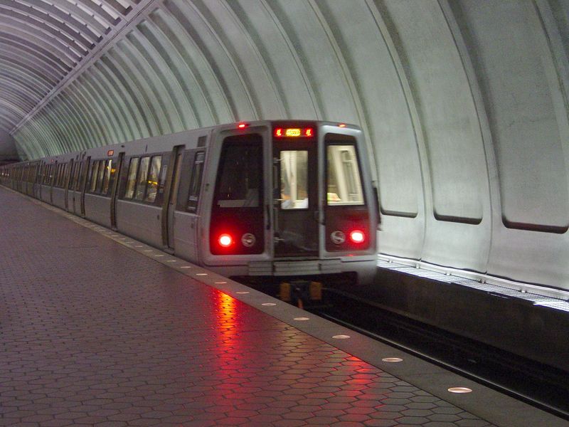 Soubor:Cleveland Park Station.jpg