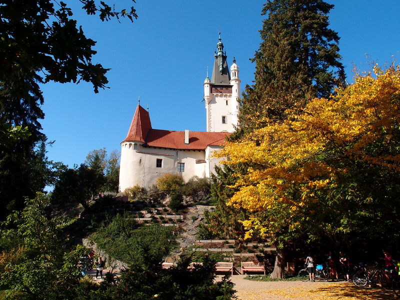 Soubor:Zámecký park Průhonice-September-2017-82.JPG