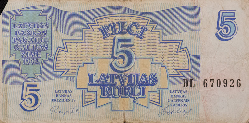 Soubor:Latvia-1992-5 Rublis-Front-Flickr.jpg