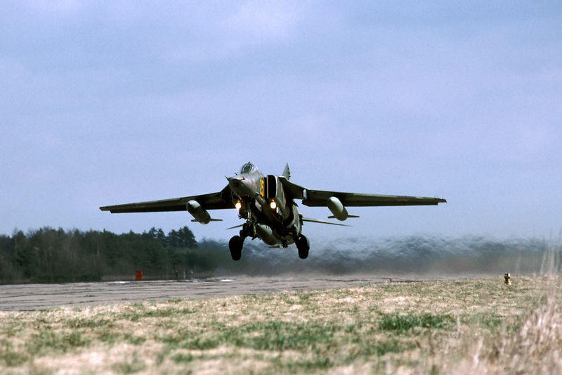 Soubor:MiG-27 (12142676906).jpg