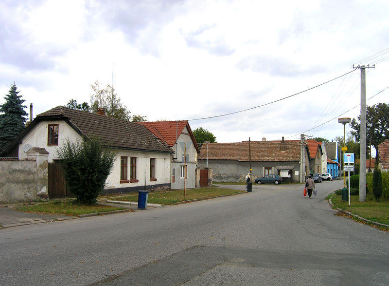 Soubor:Záryby, centre.jpg