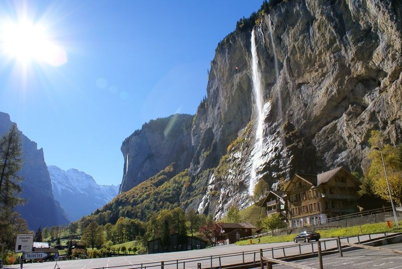 Soubor:Lauterbrunnen Wasserfall fl.jpg