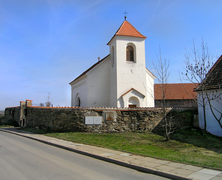 Soubor:Prague Lipany Church.jpg