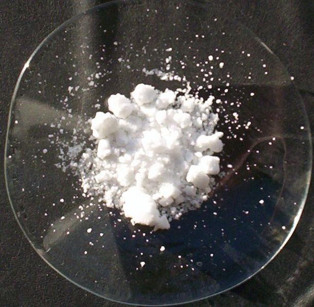 Soubor:Potassium carbonate.jpg