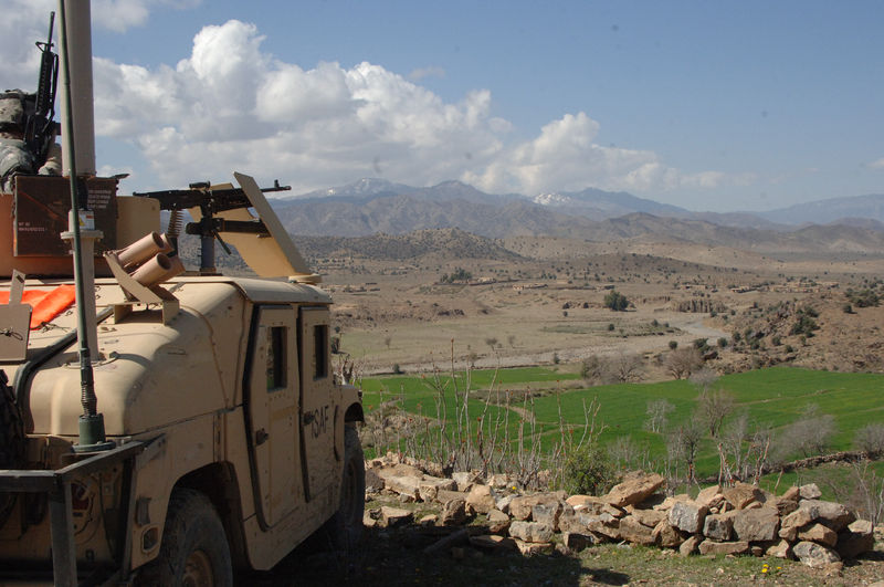 Soubor:ISAF Humvee in Khowst.jpg