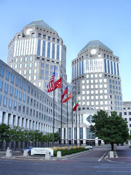 Soubor:Cincinnati-procter-and-gamble-headquarters.jpg