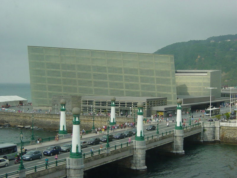 Soubor:San Sebastian Palacio Kursaal.JPG