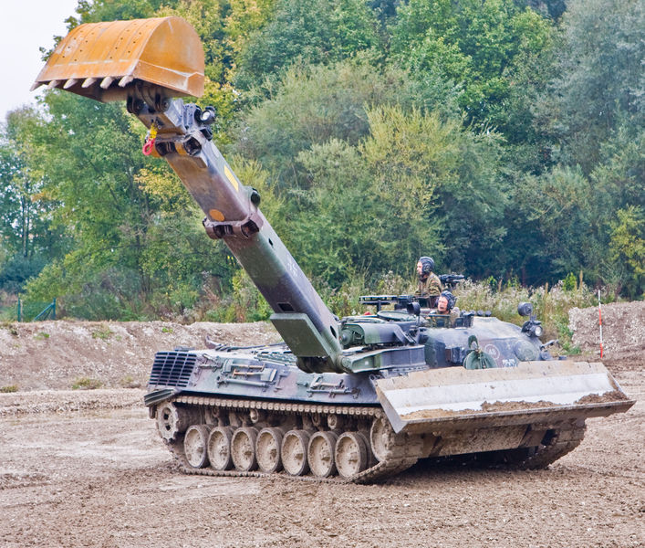 Soubor:Pionierpanzer Dachs (2008).jpg