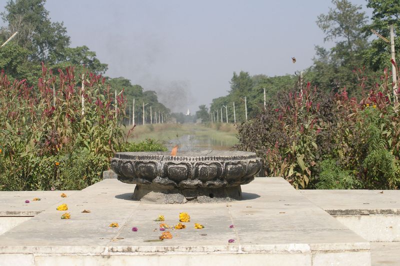 Soubor:Lumbini, eternal flame.jpg