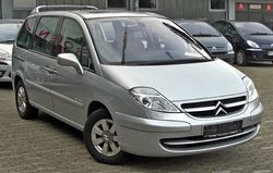 Citroen C8 Exclusive front.jpg