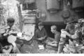 Bundesarchiv Bild 101I-022-2935-32, Russland, rastende Panzersoldaten.jpg