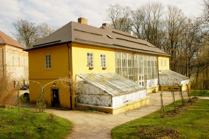 Soubor:Ratiborice - greenhouse.jpg