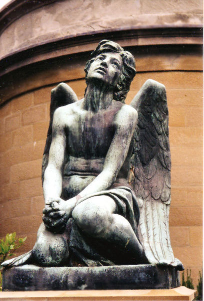 Soubor:Mourning angel.jpg